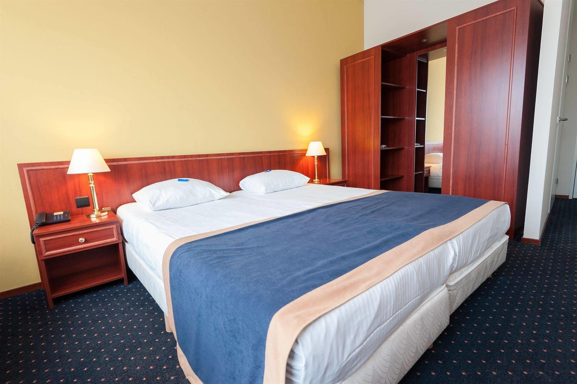 Hotel Ten Cate Emmen Kültér fotó